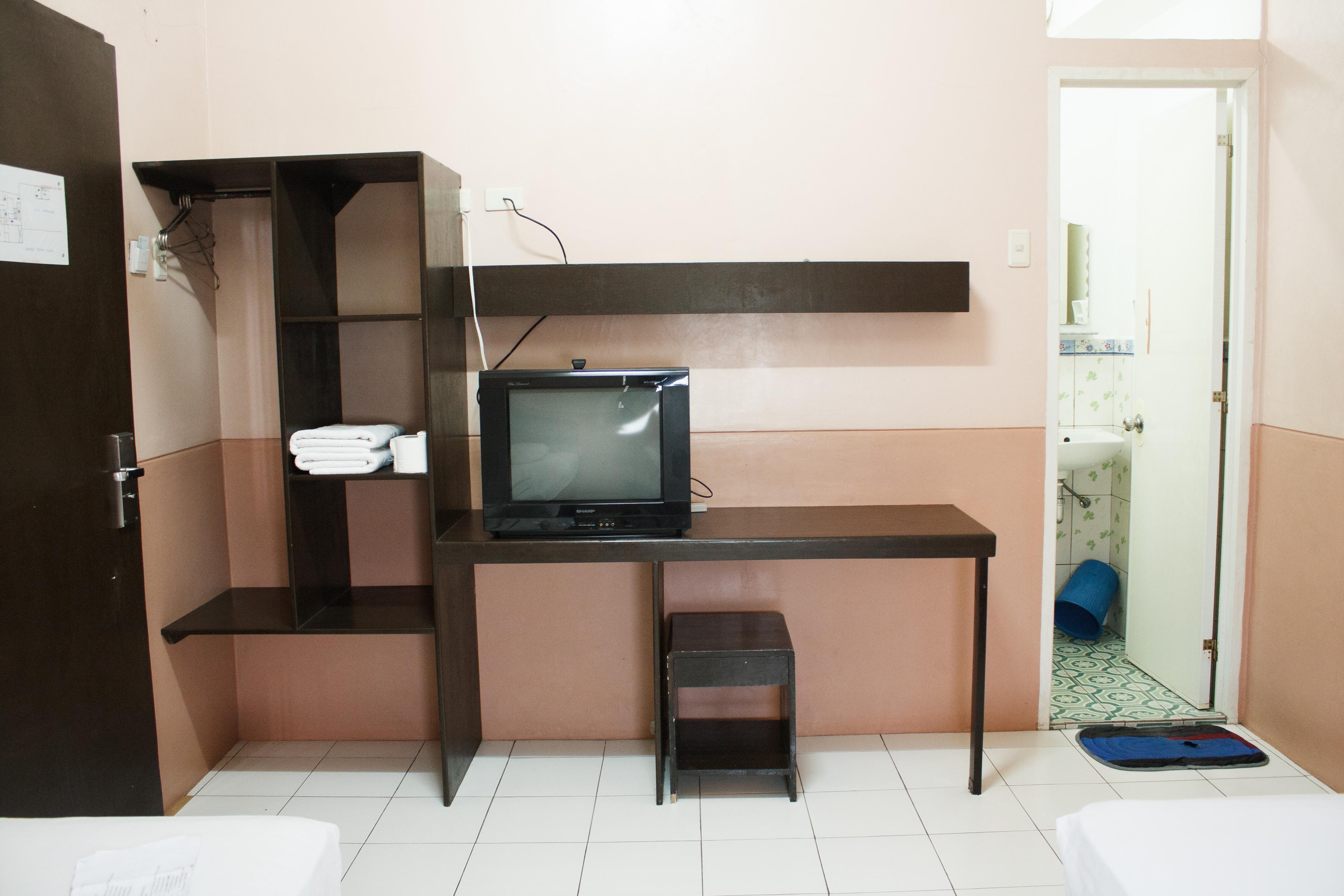 Gv Hotel - Naval Biliran Exterior photo